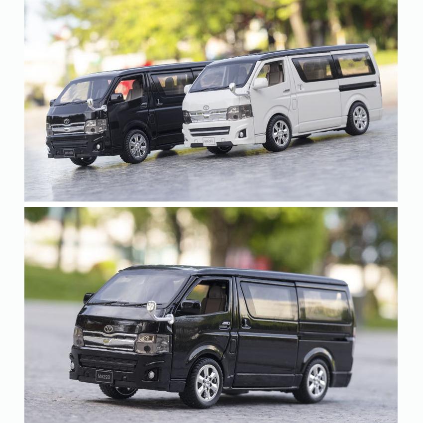 1:32 Scale Toyota Hiace MPV Alloy Car Model, Diecasts Metal Toy Vehicles Car Model with Simulation Sound and Light Collection Children Gift