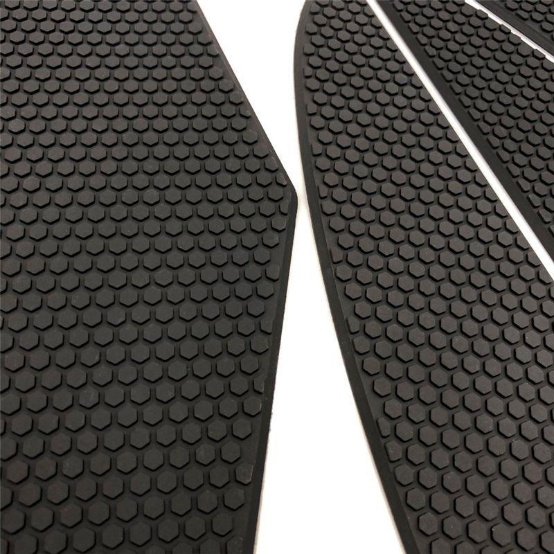 XXR-Motorcycle Tank Traction Pad Anti Slip Sticker Gas Knee Grip Protector For TRIUMPH SPEED TRIPLE 1200 RR -