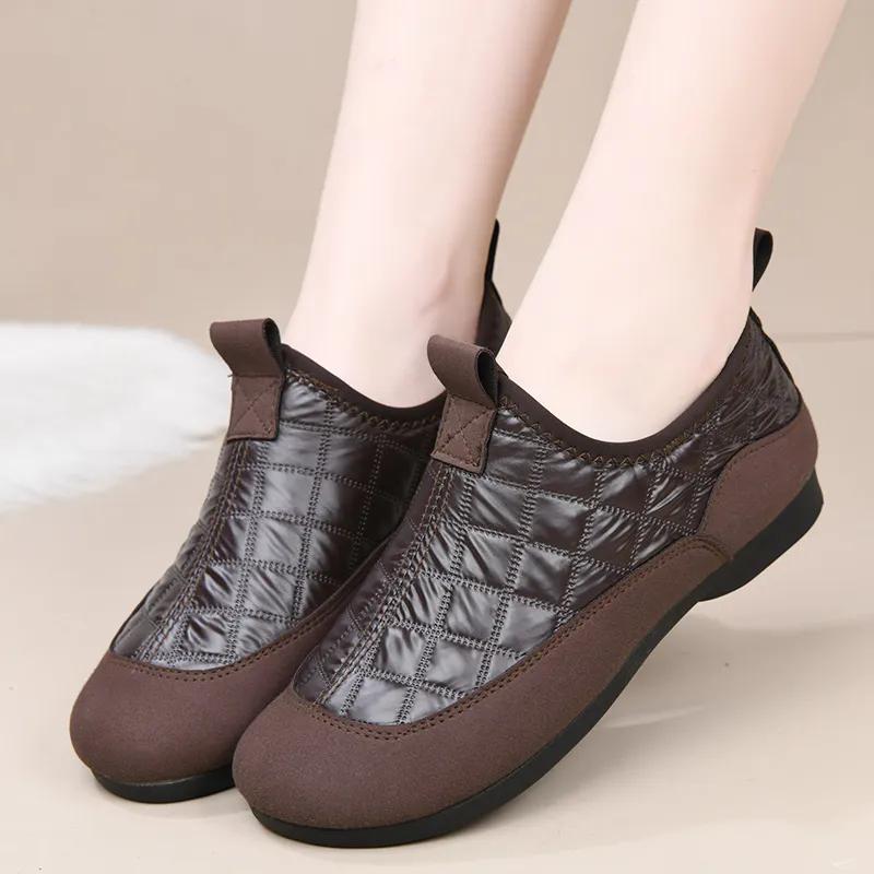 WTEMPO Осенне-зимние теплые плюшевые туфли большого размера из искусственной кожи без застежек, повседневные женские туфли из искусственной кожи, однотонные, с мягкой подошвой, нескользящие, на плоском каблуке