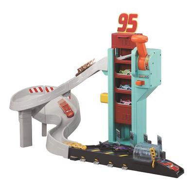 Disney Cars Tomica Непрерывный запуск с рычагом Dynamic Tower!