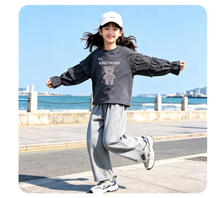 New cartoon printed T-shirt for girls
