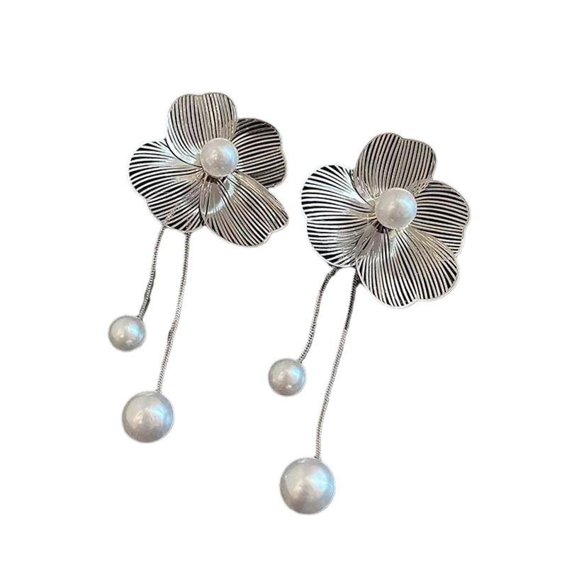 Романтические серьги-капли с длинными кисточками и лепестками цветов для женщин, тренд 2024, подвесные серьги с искусственным жемчугом, серьги для пирсинга, свадебные украшения, подарок