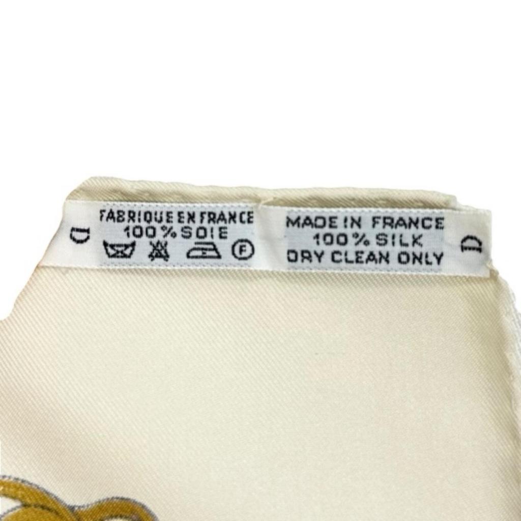 HERMES MUSEE (Museum) scarf white Women Calle 90 used