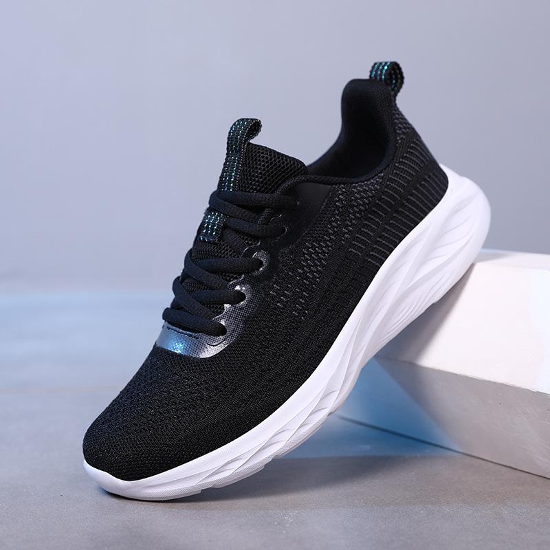 2025 весна новая женская обувь летящая тканая спортивная обувь дышащая сетчатая повседневная обувь модная многоцветная легкая студенческая обувь