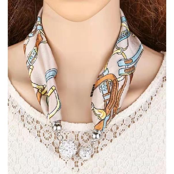 Four Seasons Available New Women's Scarf, Шарф, Магнитная пряжка, Шарф, Ожерелье, Универсальное украшение, Двойное назначение, Инкрустация бриллиантами