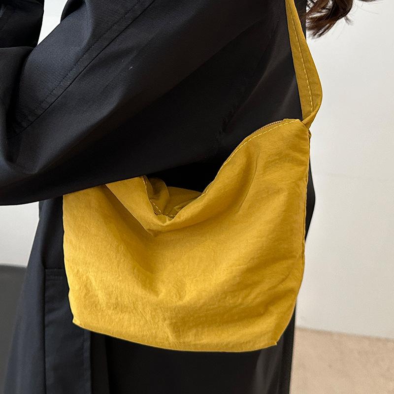 Сумка подмышкой женская большая вместимость новая осенне-зимняя холщовая сумка через плечо женская сумка-ведро из ткани ниши