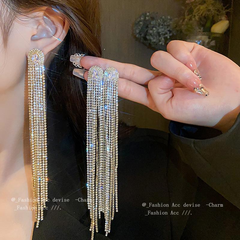 Silver Needle Diamond Elliptical Zircon Tassel Earrings European and American Exaggerated Design Earrings Fashion Advanced Earrings
