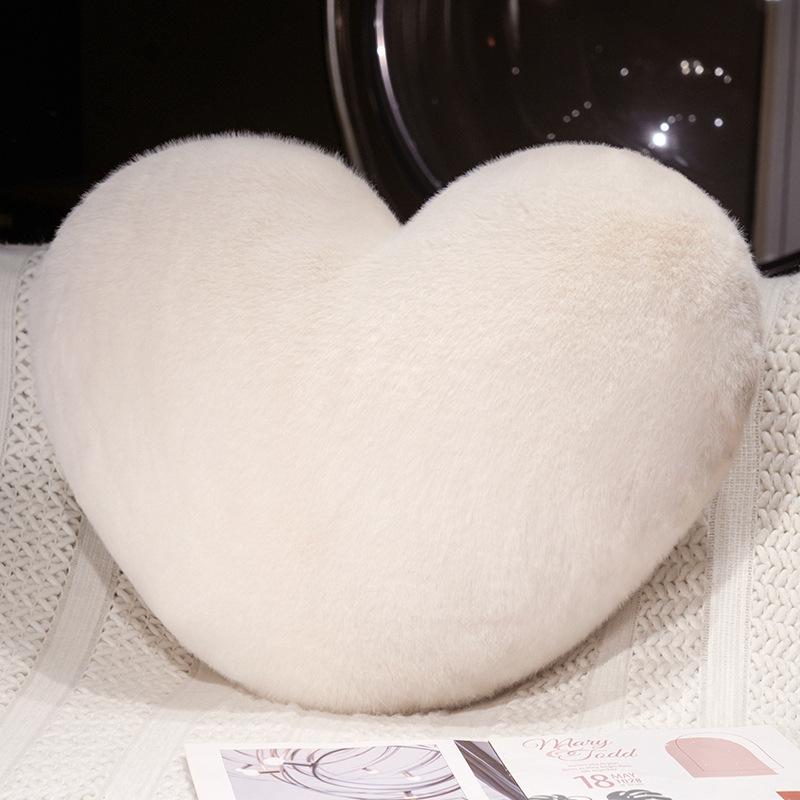Small Fresh Love Throw Pillow Plush Toy Heart-Shaped Doll Home Living Room Pillow Girls Bag Keychain Pendant