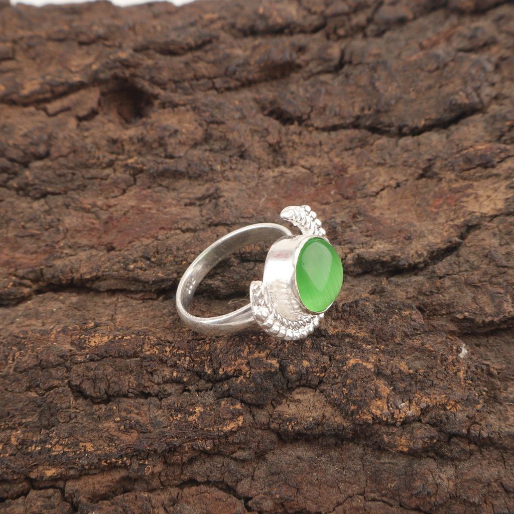 Round Green Cat's Eye Gemstone Statement Mother Gift Boho Ring Sterling Silver RR-48-40
