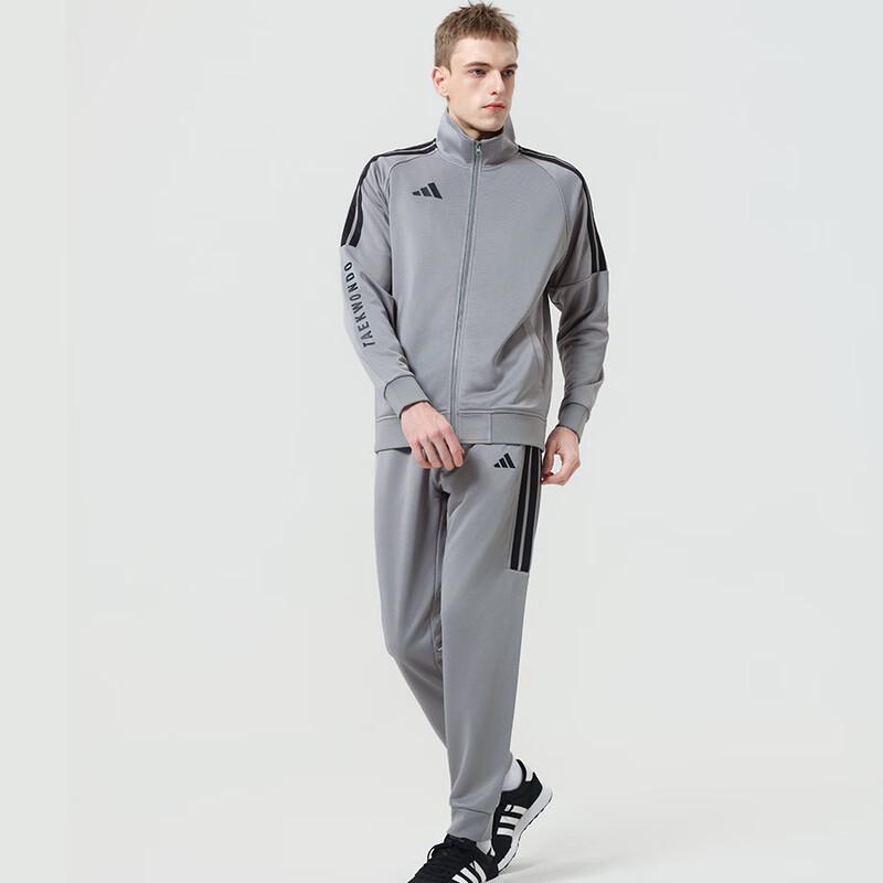 Adidas Мужской спортивный костюм 2026