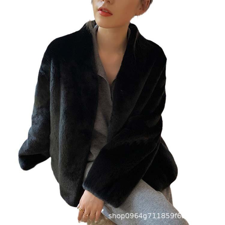 Свободная шуба с V-образным вырезом и ленивым ветром, женская зимняя новинка 2024 года, экологически чистая норковая шуба