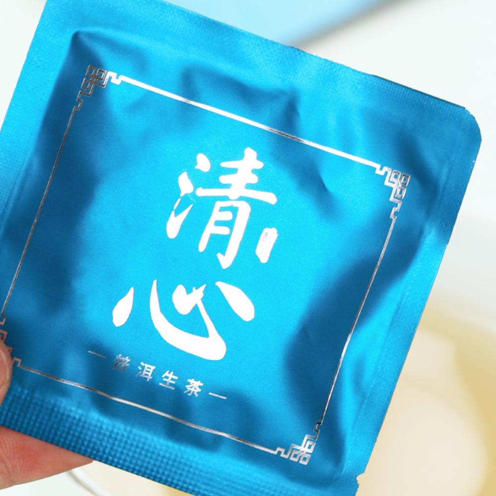 Юньнаньский пуэр сырой чайный пирог листовой чай в железной банке 104 г (8г * 13 шт.)