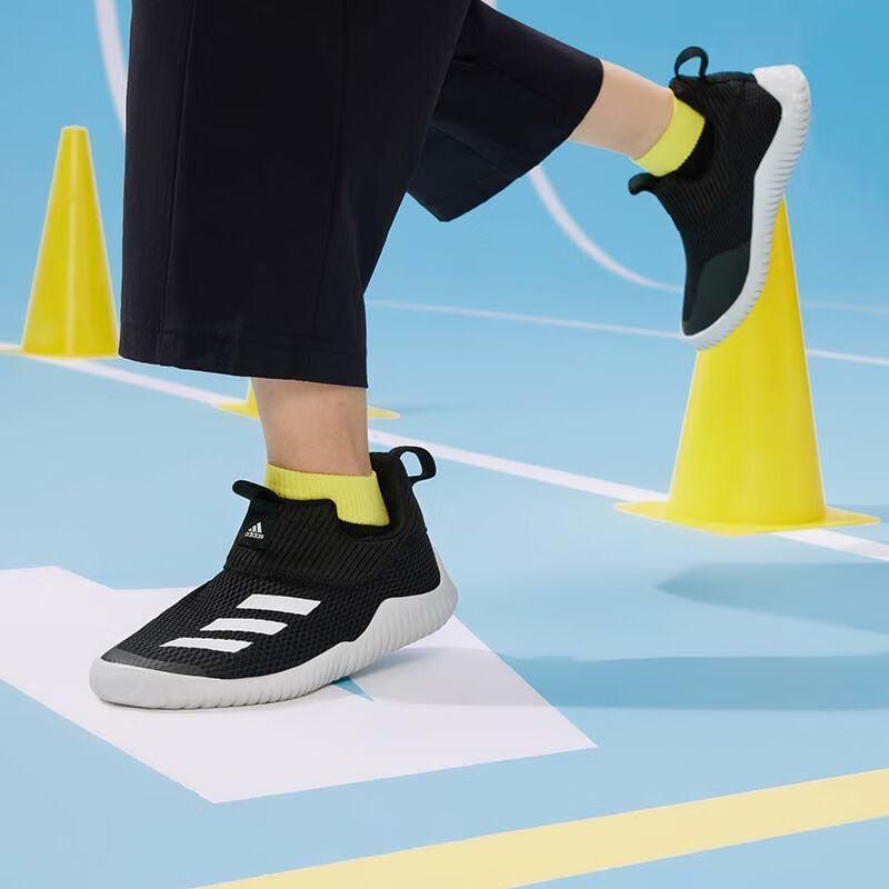 adidas Rapidazen Кроссовки для бега Низкие с круглым носком, нескользящие и дышащие, Черно-белые, для детей 3-7 лет FV2607