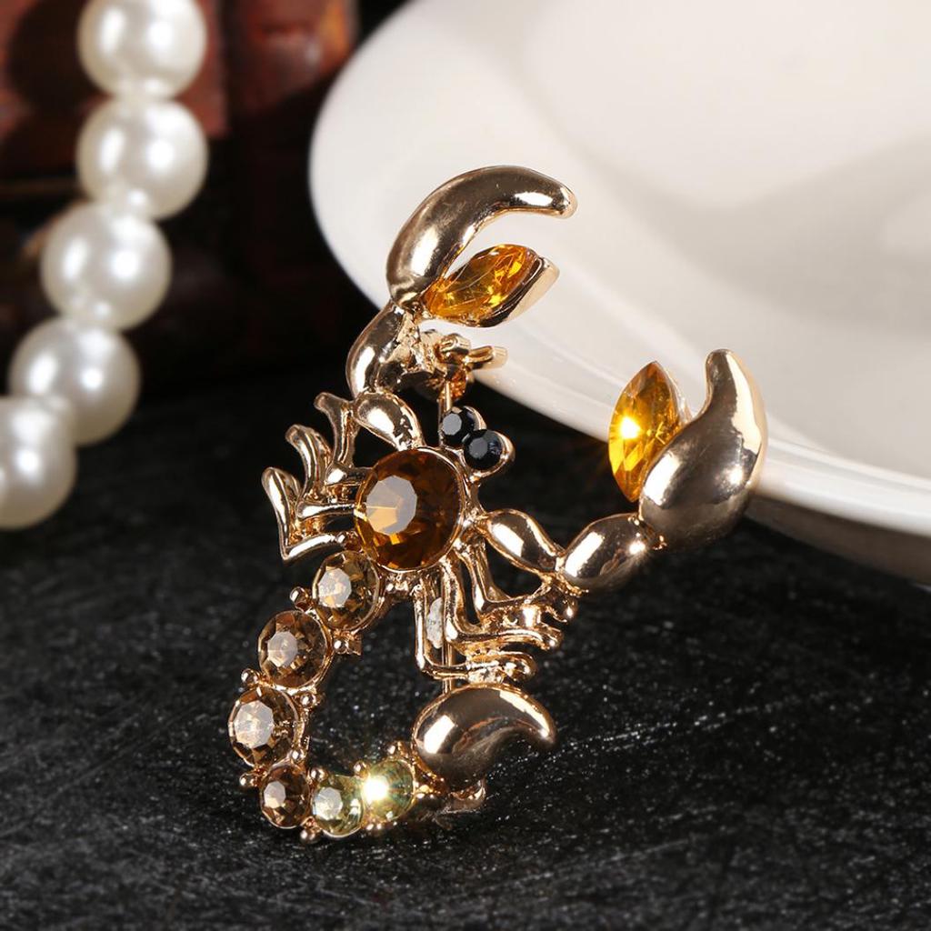 Women Fashion Animal Scorpion Crystal Rhinestone Scarf Brooch Pin Party Jewelry