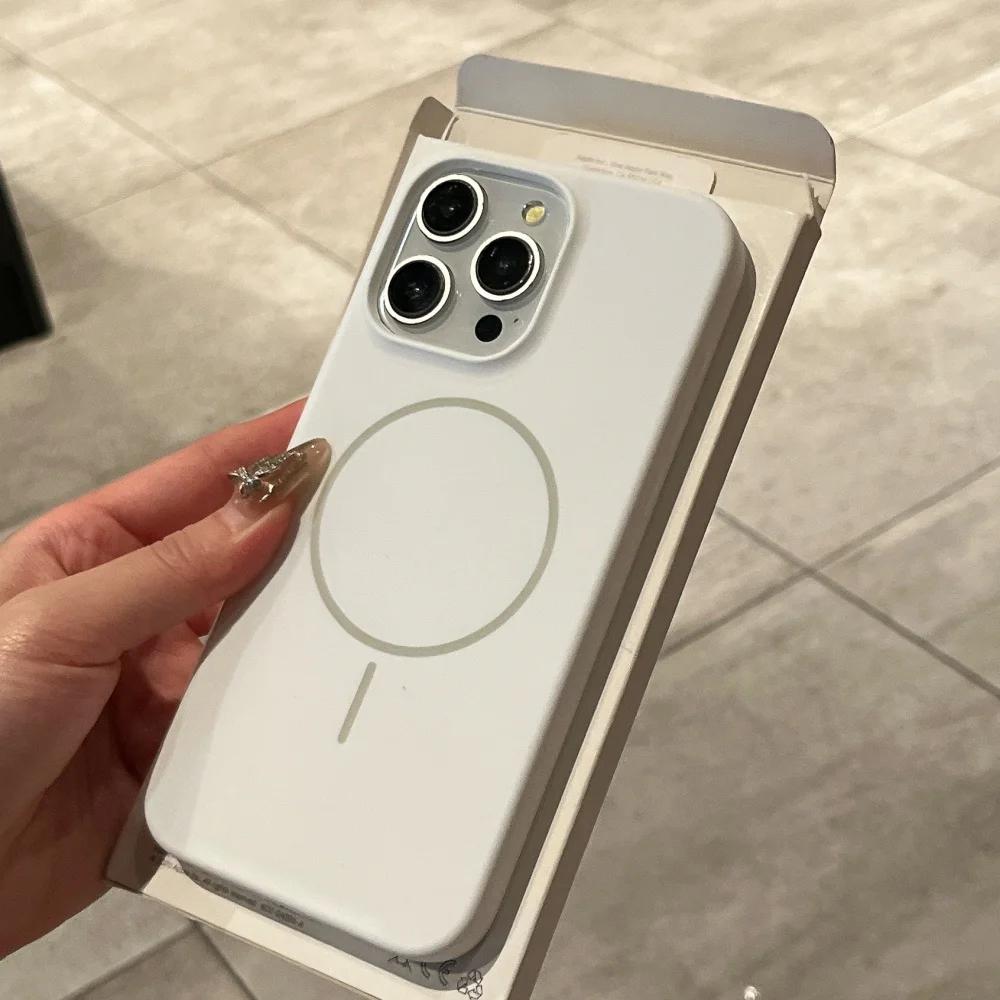 Роскошный чехол из жидкого силикона для iPhone 17 Pro 16 15 14 13 12 Pro Max 11 для магнитной беспроводной зарядки Magsafe, противоударная Capa