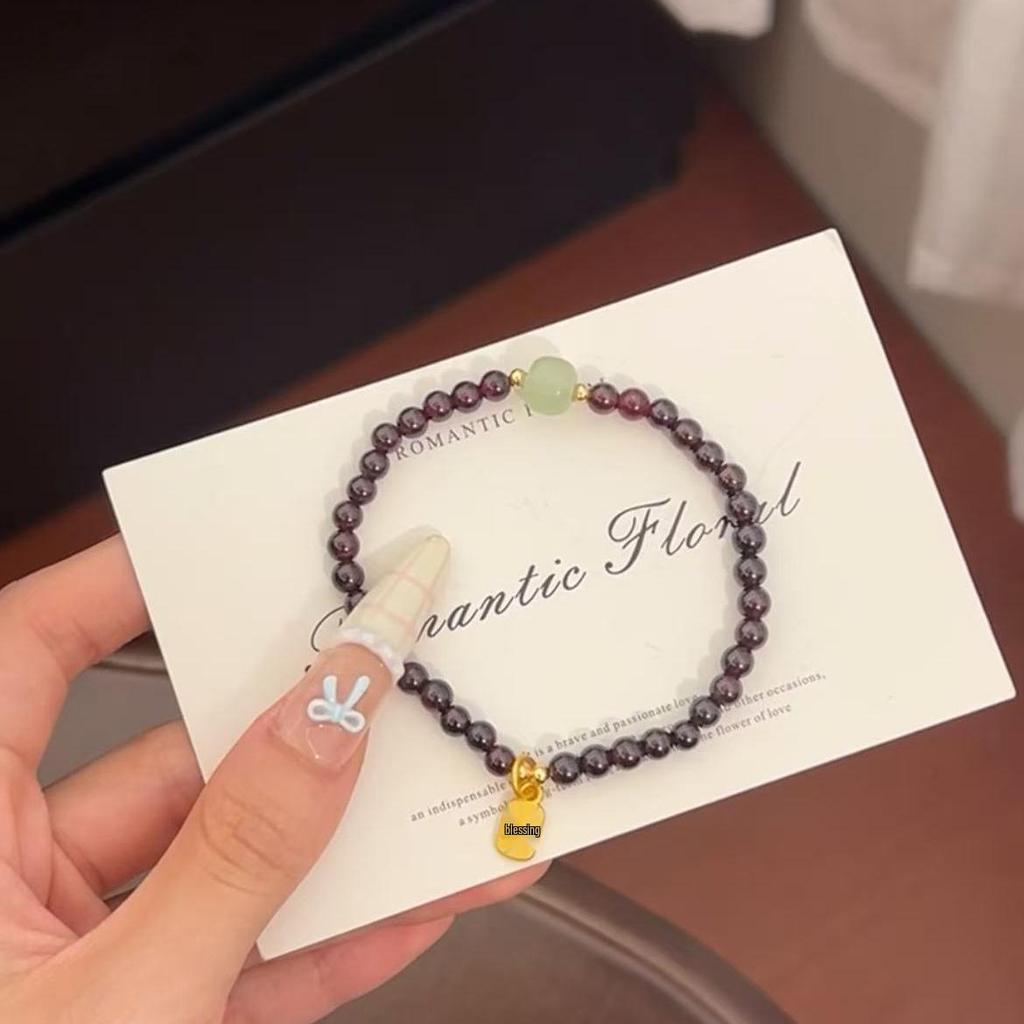 Очаровательный браслет с розовыми кристаллами и цветочным узором - Мечтательный подарок в придворном стиле для девушки