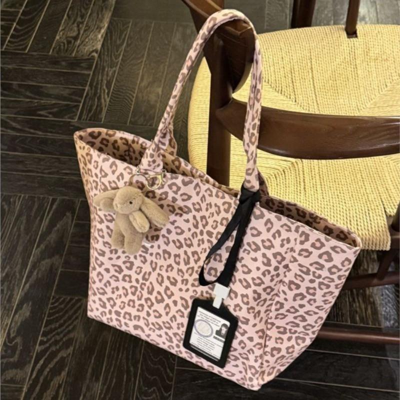 Hot Girl Sweet Cute Pink Leopard Handbag Women Large Capacity Canvas Shoulder Bag Ladies Everyday Commute Versatile Underarm Bag