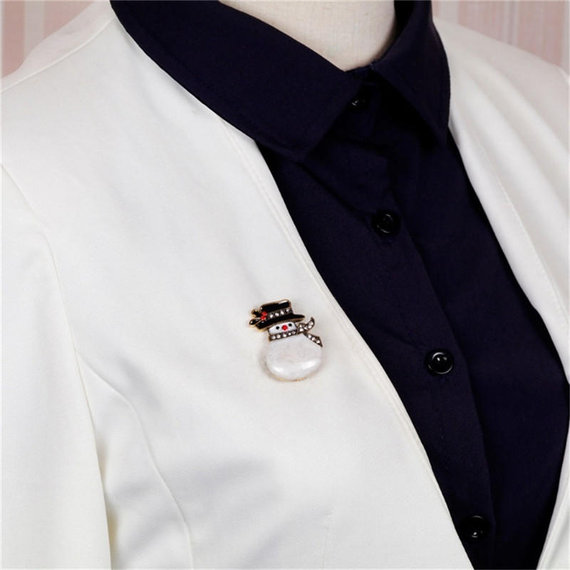 Rhinestone Snowman Hat Scarf Christmas Breastpin Corsage Women Brooch Pins Xmas Accessories