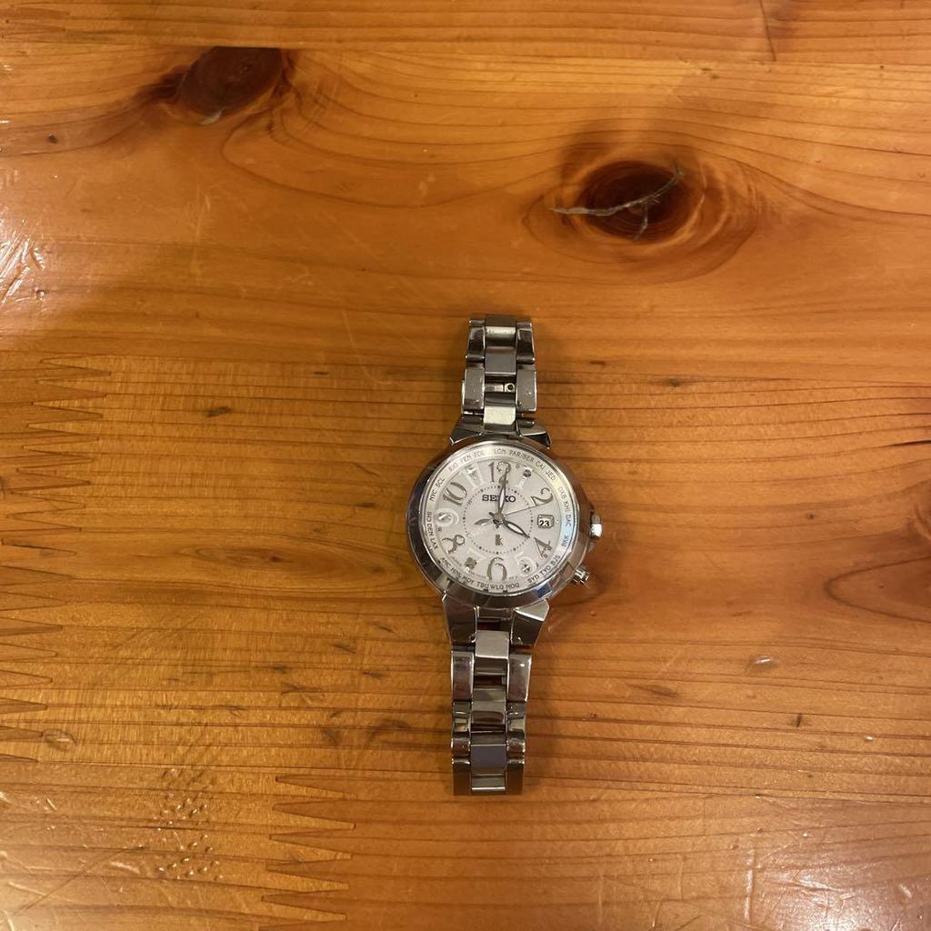 [Б/У] [SEIKO] Lucia SSQV001 Серебряные часы, Батарейка не заменена
