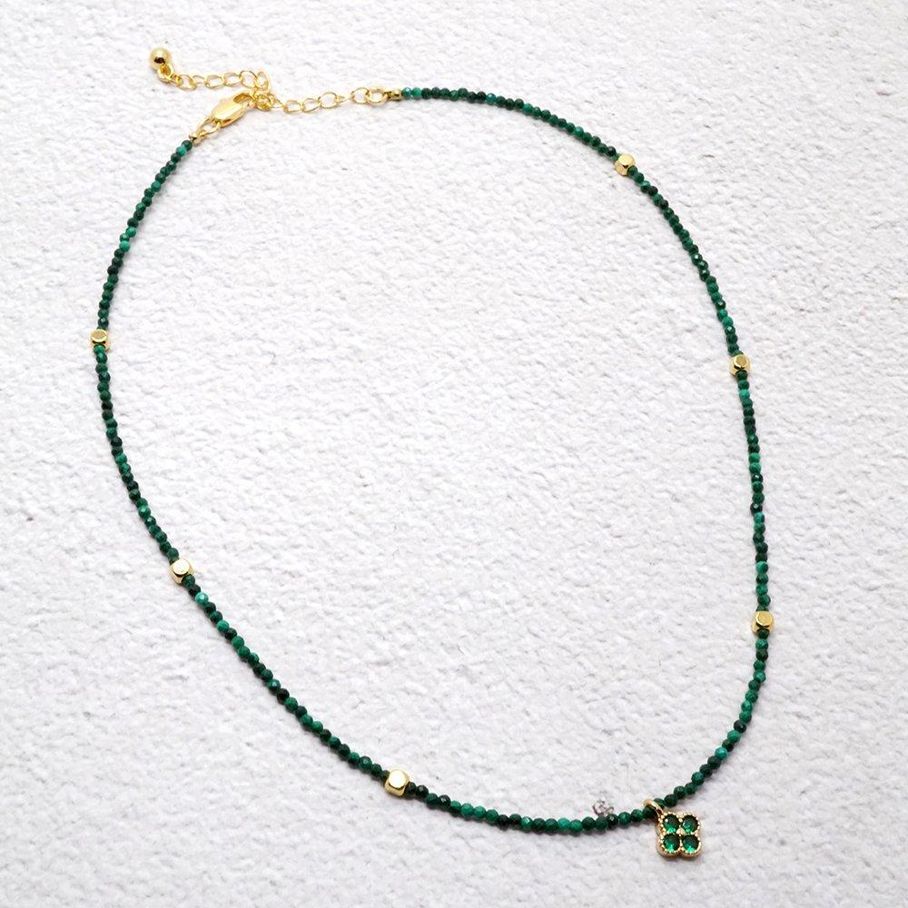 Ожерелье из малахита