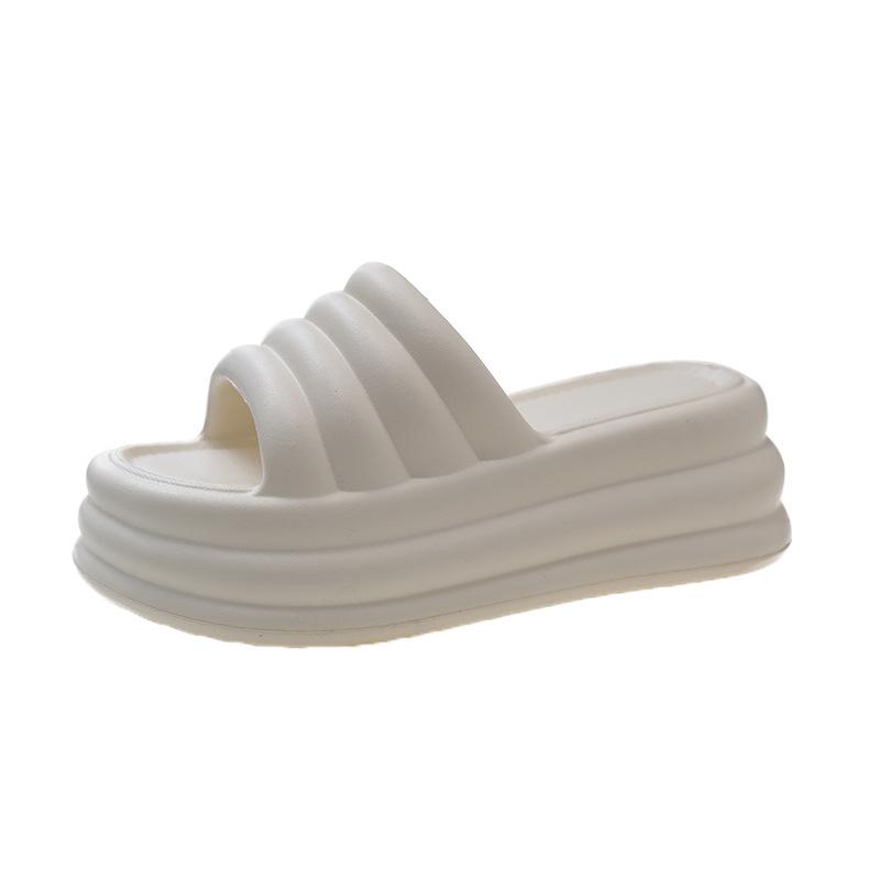 Женские летние шлепанцы на толстой подошве EVA, увеличивающие рост, модные и универсальные новые модели, ощущение ходьбы по дерьму, прохладные шлепанцы для дома и улицы