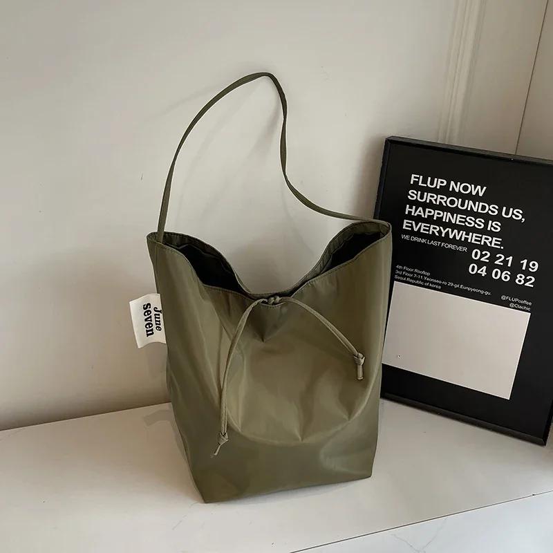 Большая вместительная универсальная сумка через плечо из нейлона, однотонная дизайнерская сумка, простая мягкая дорожная сумка, новая мода