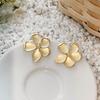1 Pair Women Earrings 3D Flower Shape Retro Matt Golden Plate Solid Color Floral Stud Earrings Prom Dating Party Ear Jewelry