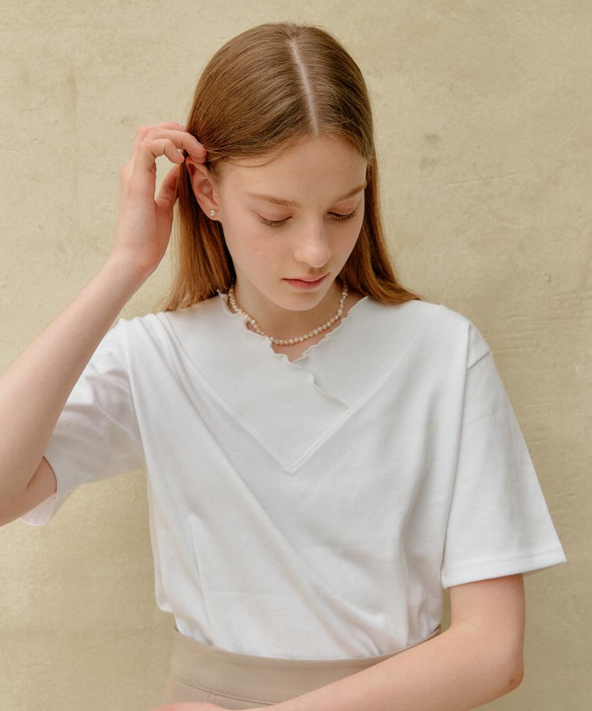 YUPPE V Shirring T-Shirts_White