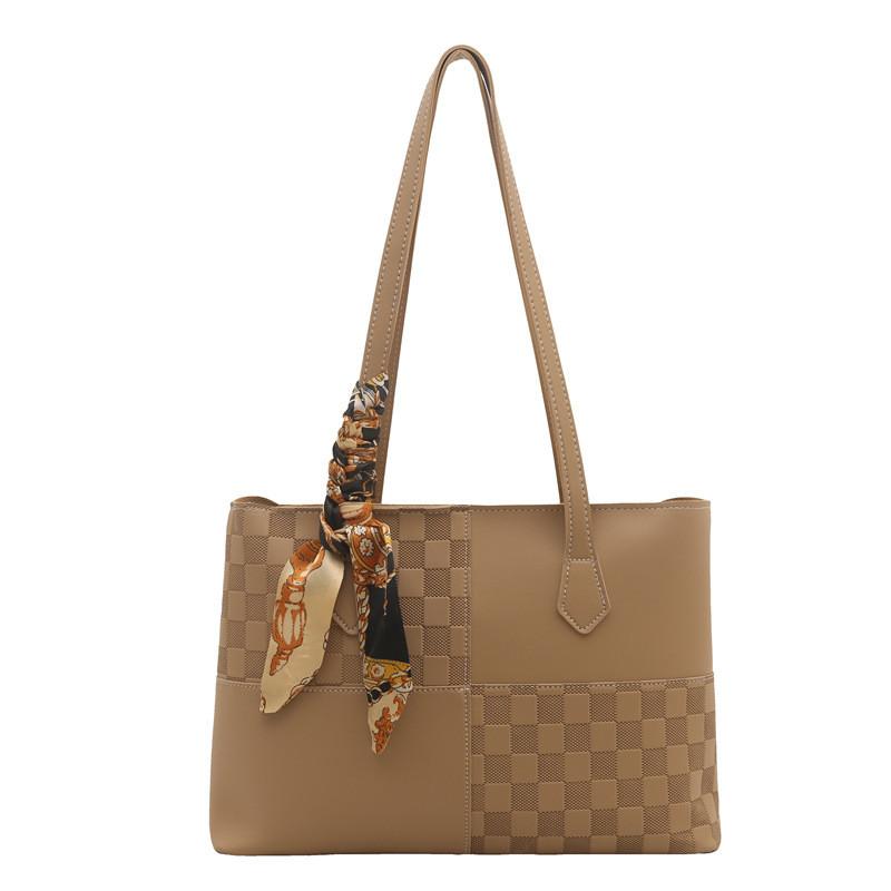 Pu Style Urban Tote Bag With Details And Inner Storage For Daily Fashion