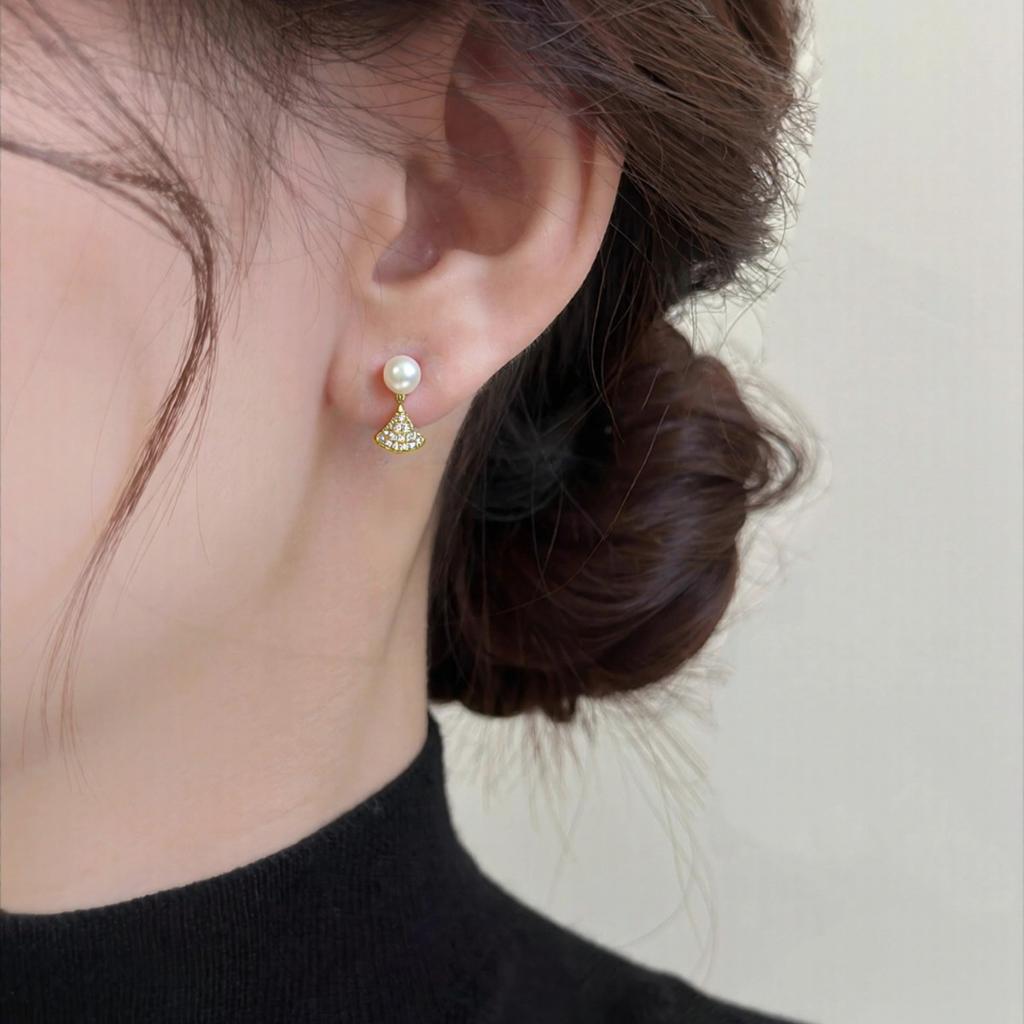 Natural freshwater pearl earrings, exquisite and simple small dance skirt, micro inlaid zircon pearl earrings, women's gift