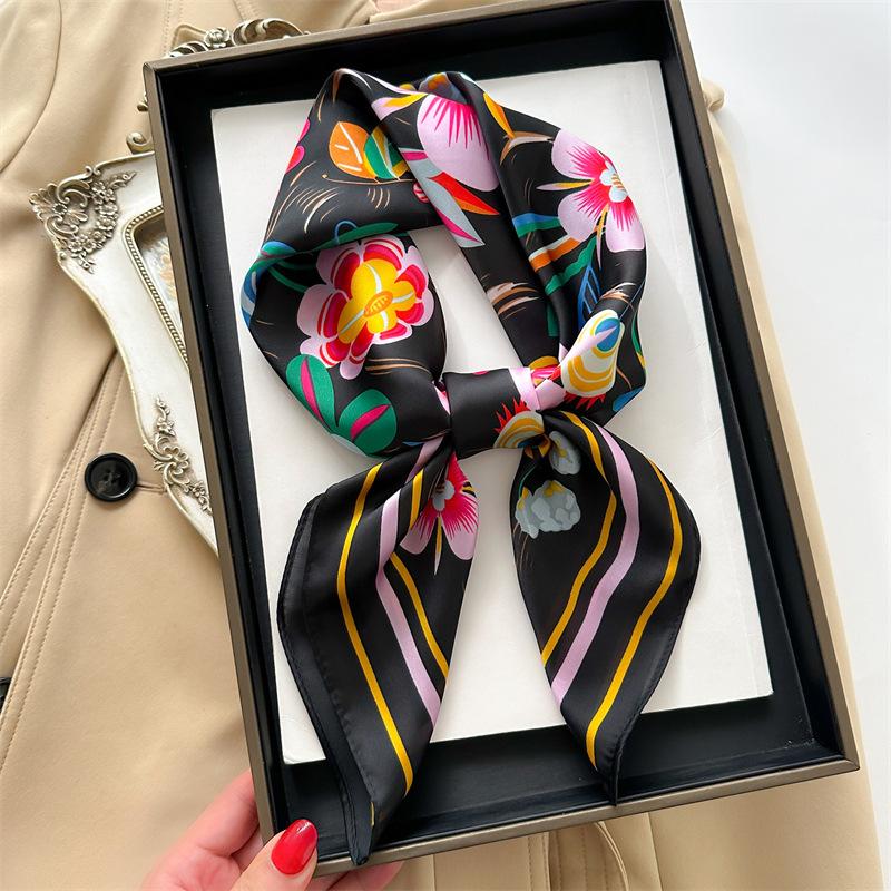 Summer 70Cm Print Square Scarf Checkered Thin Versatile Neckerchief Hair Tie Headscarf Women Wraps Hijabs Luxury Bufandas Poncho