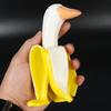 Банановый Утенок Художественная Статуэтка Причудливый Очищенный Банан Утенок Украшение Креативное Ремесленное Художественное Произведение для Сада Двора Газона Смола Садовые Статуи