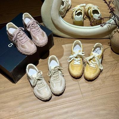 Кожаные ретро немецкие тренировочные кроссовки женские 2025 весна новые универсальные и легкие кроссовки Форрест Гампа плоские повседневные беговые спортивные кроссовки