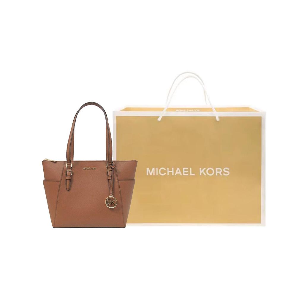 Michael Kors Mk Charlotte Винтажная однотонная сумка-тоут из кожи с подвеской-логотипом, большая вместимость, женская сумка-тоут, карамельно-коричневая, 35T0GCFT7L-LUGGAGE