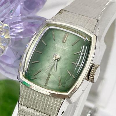 Б/у женские часы Seiko Зеленый циферблат Резное стекло Ручной завод #t83