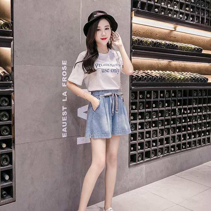 Женские летние джинсовые шорты большого размера, универсальные винтажные свободные светло-голубые широкие брюки, повседневные уличные шорты трапециевидной формы с эластичной резинкой на талии