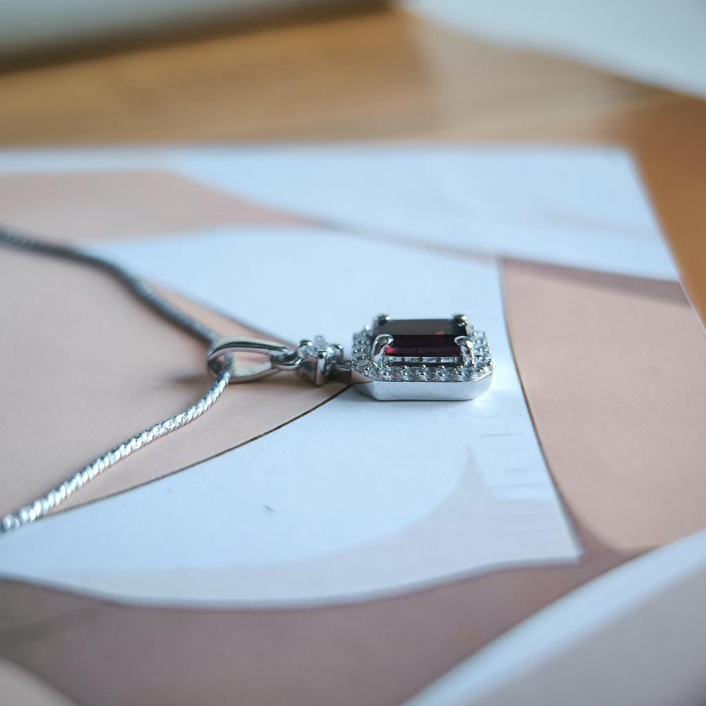 Серебряная подвеска с гранатом 1.631ct (2204145)