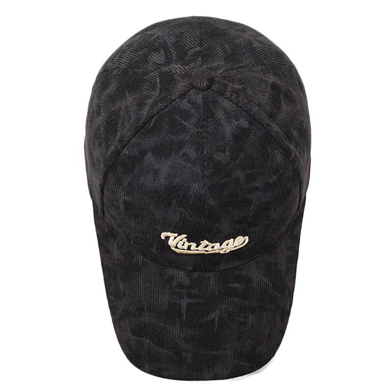 Вельветовая бейсболка осень-зима для мужчин и женщин с вышитыми буквами