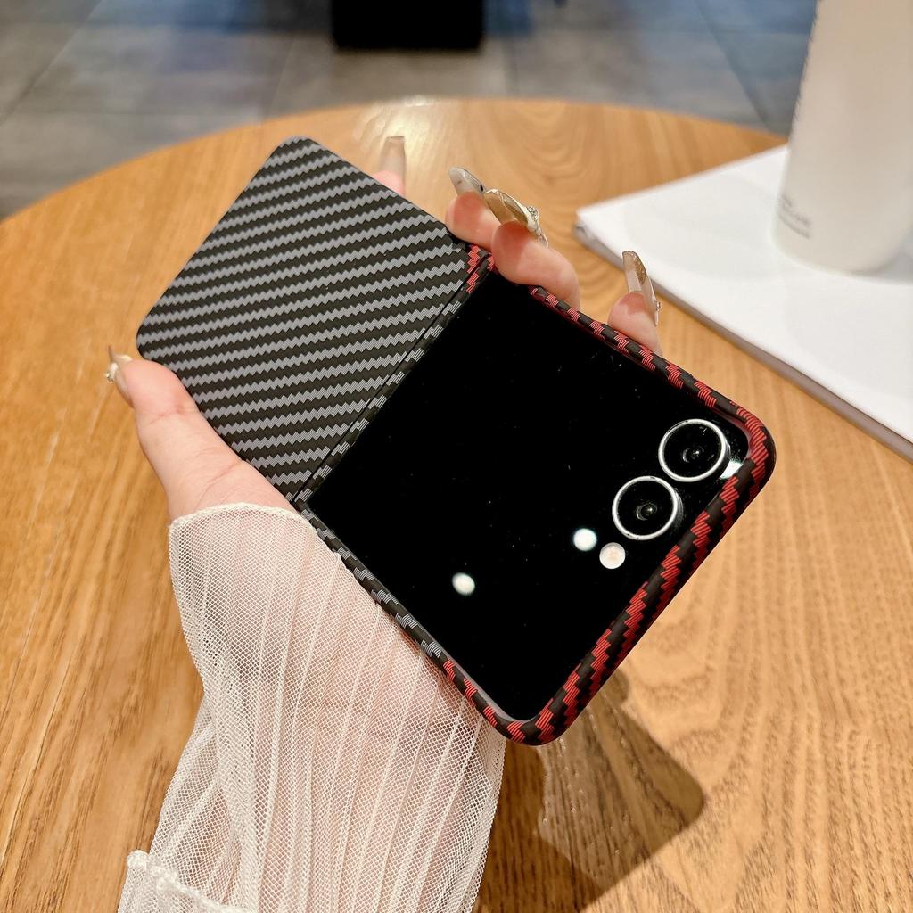 Роскошный защитный бампер из углеродного волокна для телефона Samsung Galaxy Z Flip7 Flip6 Flip5 Flip4 Flip3 Жесткий ПК Контрастный цвет Ударопрочный Защитный чехол