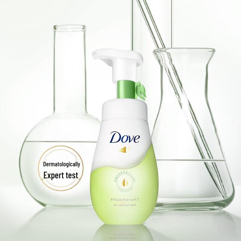 DOVE Мягкое пенящееся средство для умывания с контролем жирности