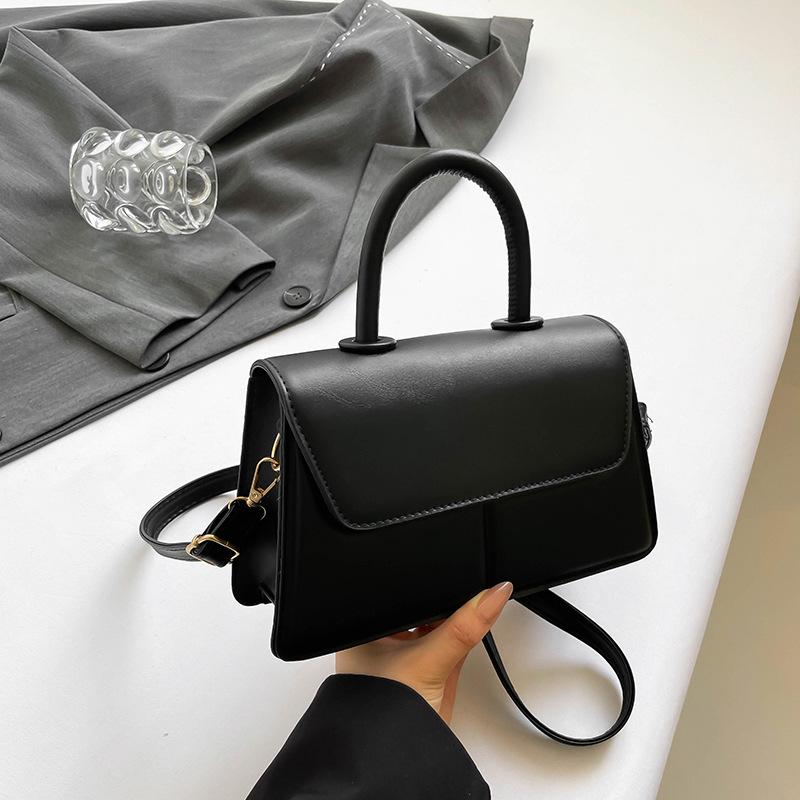 High-Value Women'S Bags, Simple And Casual In Autumn, High-Value Messenger Bags, Versatile Temperament Small Square Bags.