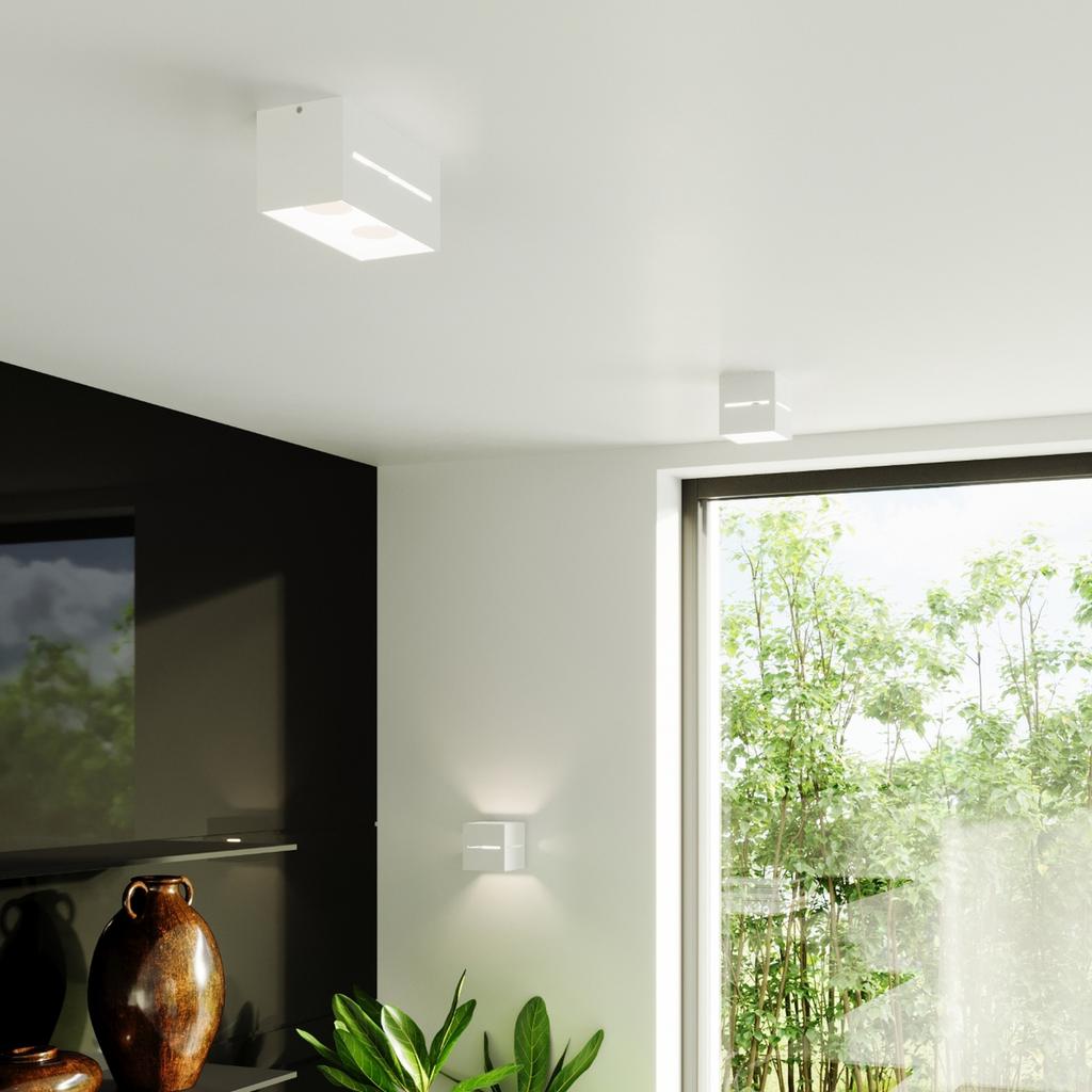 Lobo white wall lamp