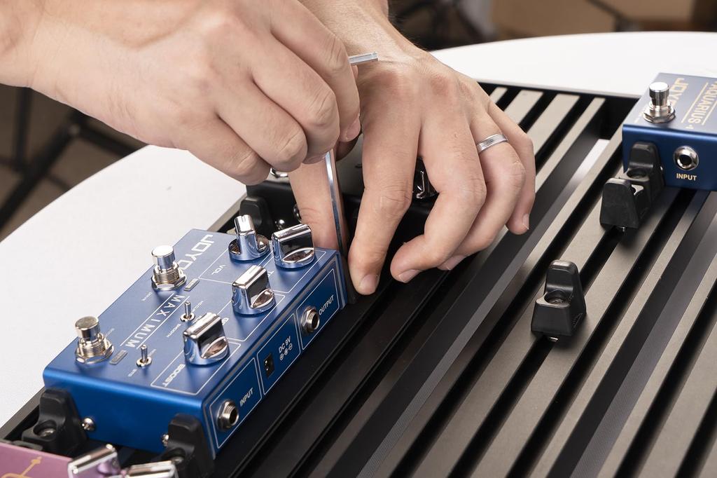 Guitto GPB Series Pedalboard Fixing Blocks 8-Pack