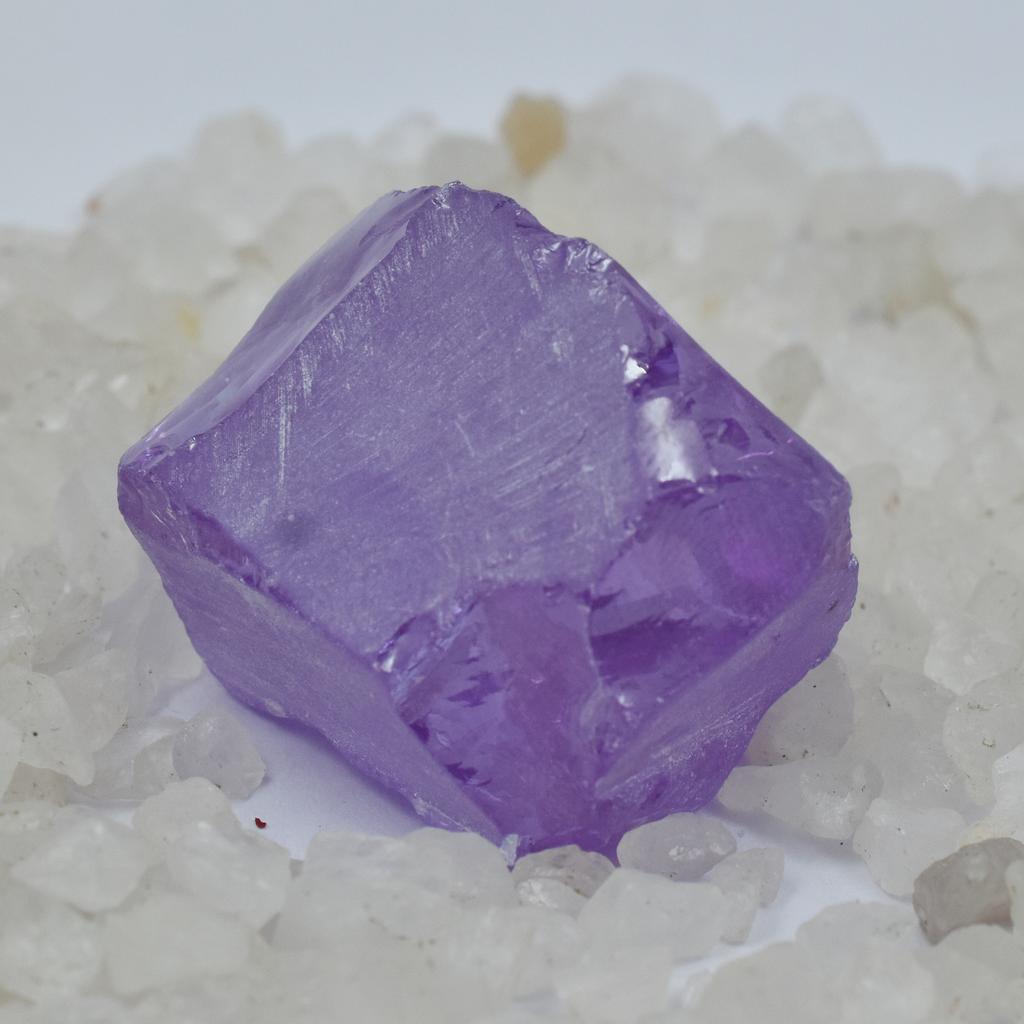 AAAA+ CERTIFIED 45.5 Ct Natural Purple Sapphire Uncut Rough Gemstone For Gift