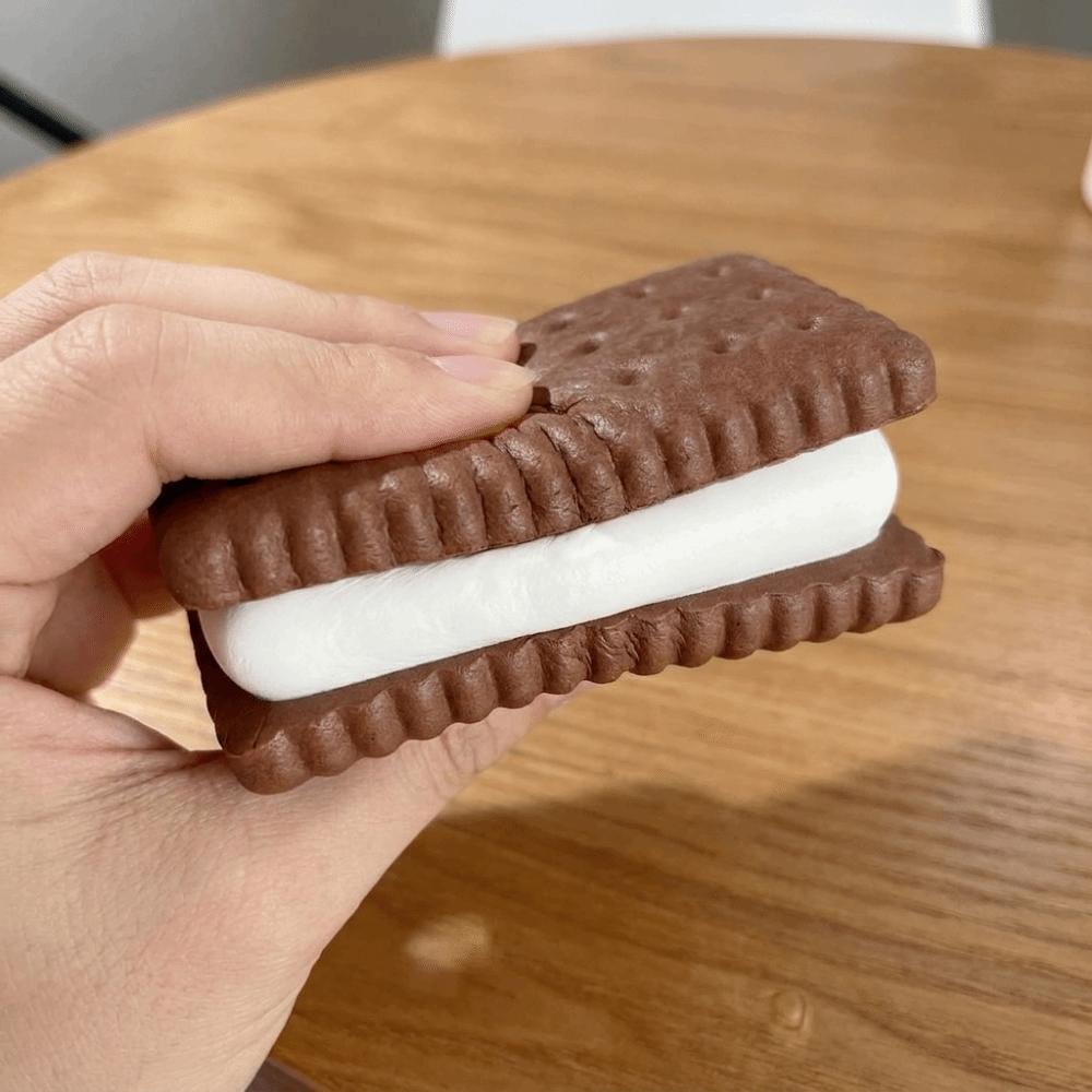 Novelty Cookie Pinching Squishy Toy Soft Texture Sandwich Cookie Squishy Toy Desk Decor