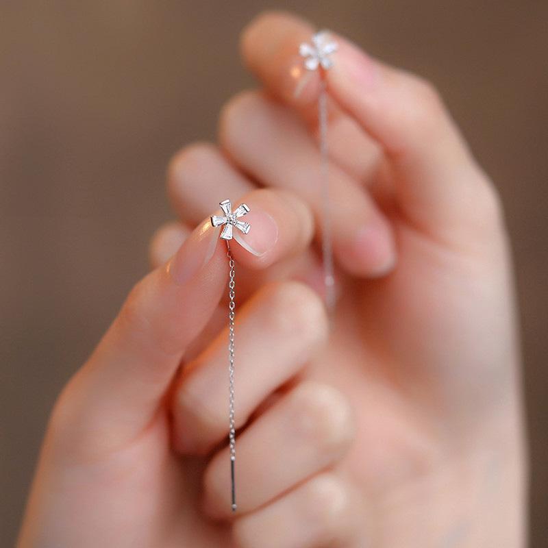 Flower Zircon Fringed Ear Line Female Xiaohongshu Recommends Simple Commuting Mori Elegant Exquisite Five-Petaled Flower Earrings