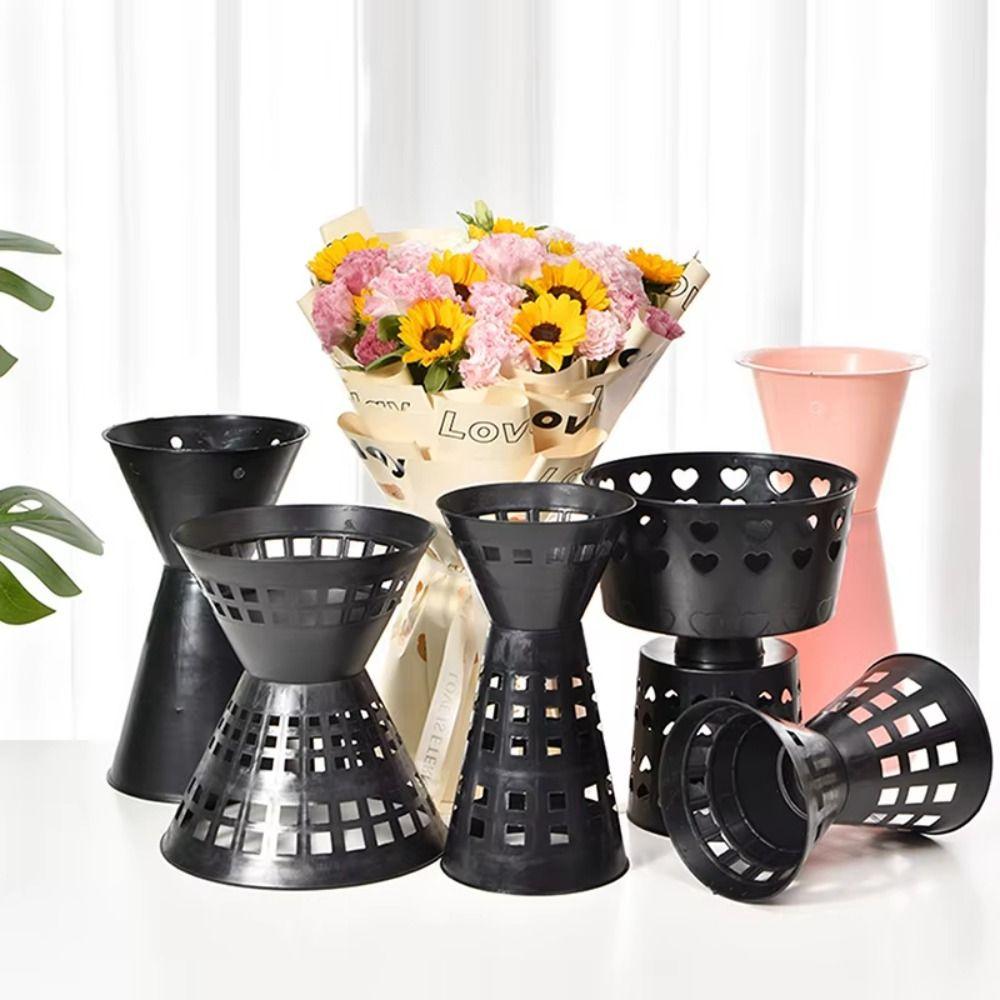 Plastic Flower Bouquet Base Quick Wrap Flower Base Bouquet Wrapping for Flowers Store Party Shop