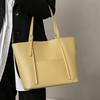 Large Capacity Tote Bag for Women Commuting Bag Versatile High-end Niche Shoulder Bag for Women
