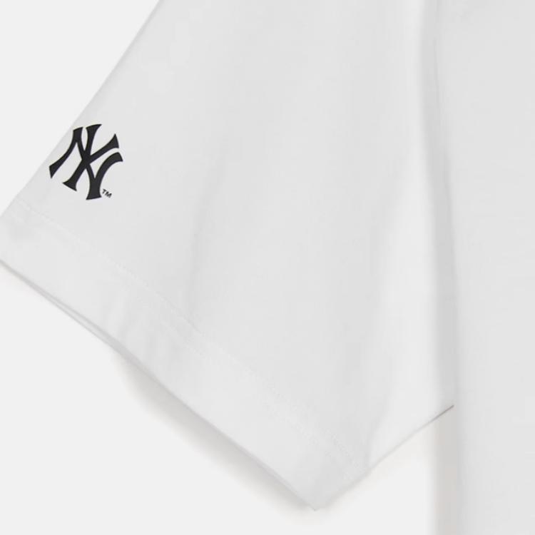 New MLB New York Yankees Scowling Bear Collection SS25 T Shirt Unisex Standard White 3ATSE0253-50WHS