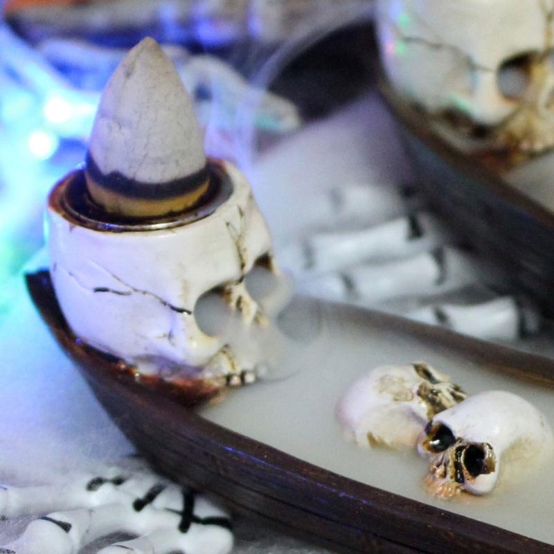 Halloween Skull Fishing Boats Decorative Incenses Burners Backflow Incenses Stick Holder Desktops Statues Party Gift